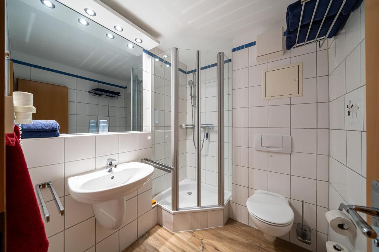Haus Sonnenschein Goehren Apartment Goehren  Exterior foto
